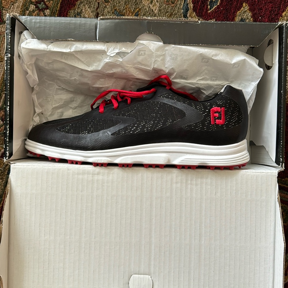 Waterproof superlites XP FootJoy golf shoes.